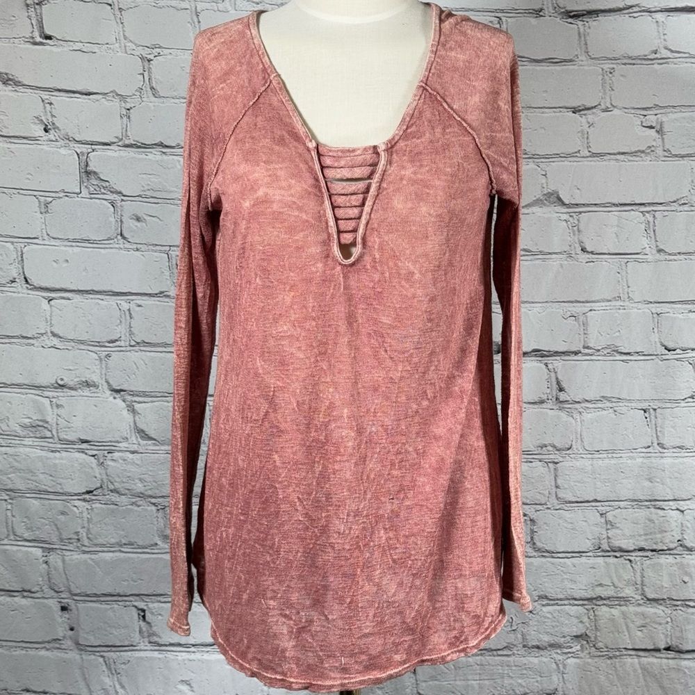 Vintage Shavanna‎ Soft and Sexy V-neck Burnt Orange Long Sleeves Tee